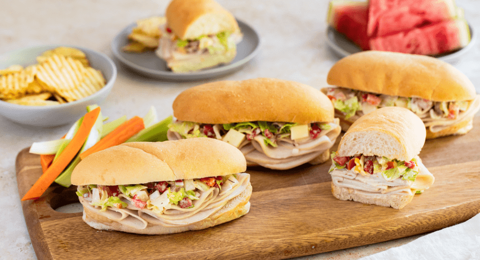 Sandwich à la Dinde Grillée et aux Légumes Hachés