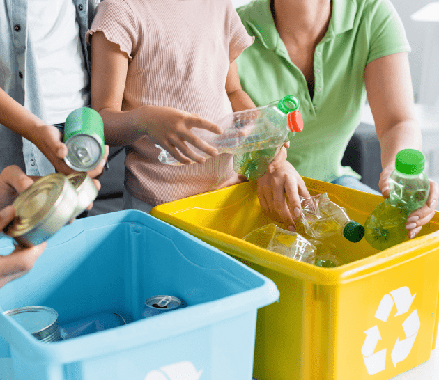 Recyclage familial ensemble